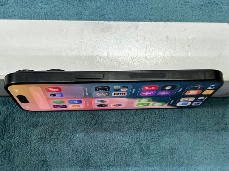 Apple iphone 15 pro 128gb esim Код:01-200850656. Изображение 19
