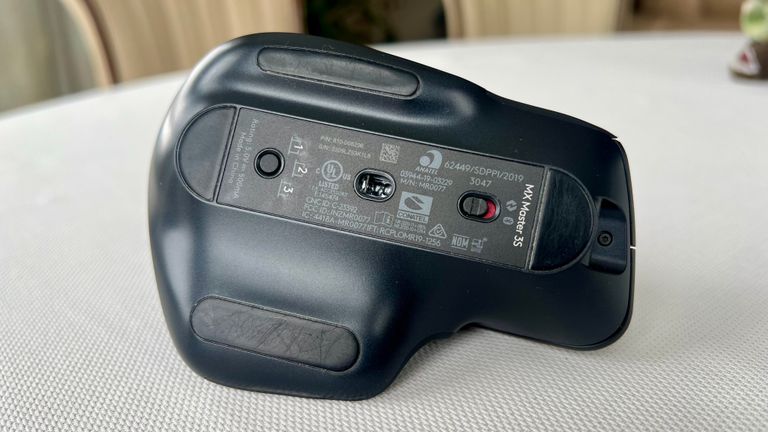 Logitech MX Master 3S Black (910-006556, 910-006557, 910-006558, 910-006559) Код:null. Изображение 4