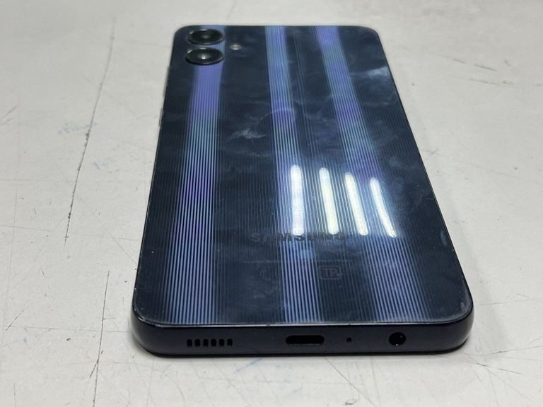 Оголошення Samsung galaxy a05 4/64gb Б/У