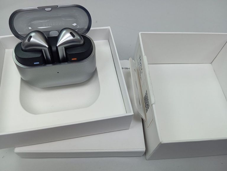 Дешево Samsung galaxy buds3 з ломбарду