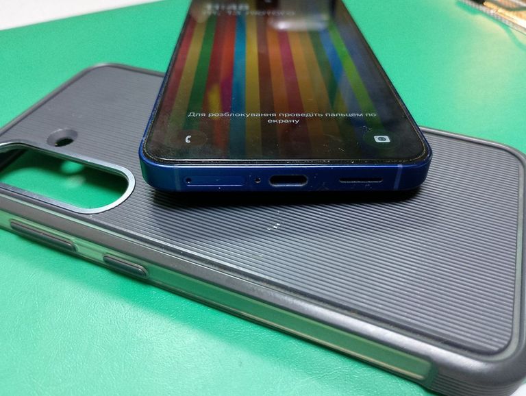 Оголошення Samsung galaxy s25 12/512gb Б/У