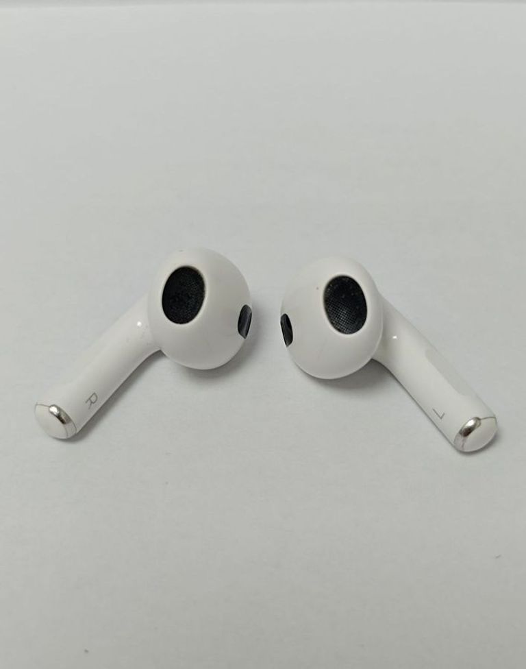 Apple airpods 3rd generation Код:01-200882655. Изображение 8