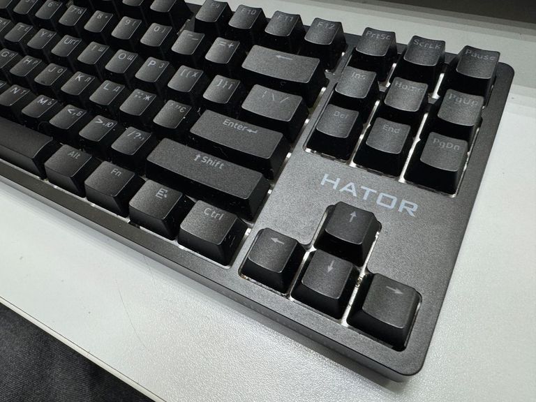 Дешиво Hator rockfall 2 mecha tkl с ломбарда