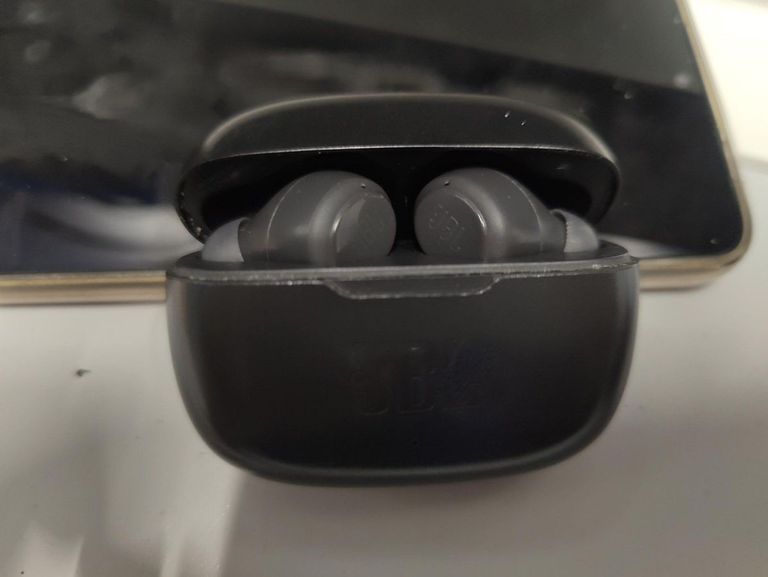 Дешиво Jbl wave 200tws с ломбарда