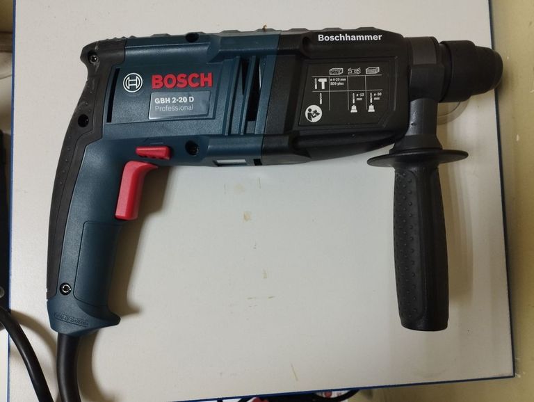 Оголошення Bosch gbh 2-20 d Б/У