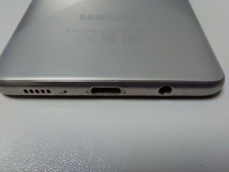 Дешево Samsung galaxy a71 sm-a715f 6/128gb з ломбарду