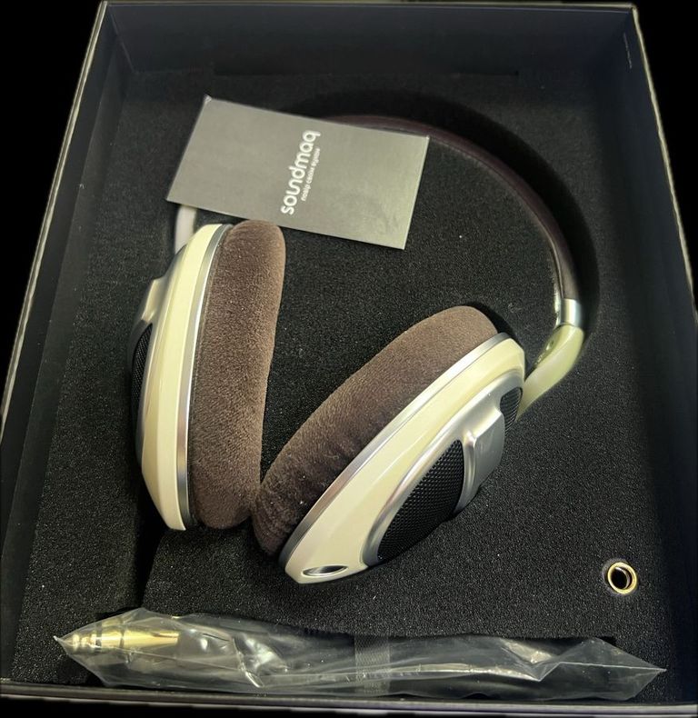 Дешиво Sennheiser HD599 с ломбарда