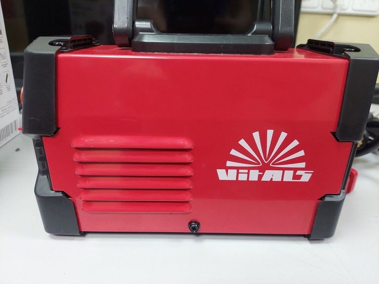 Купить Vitals MMA-1400h LCD mini (237594) Б/У