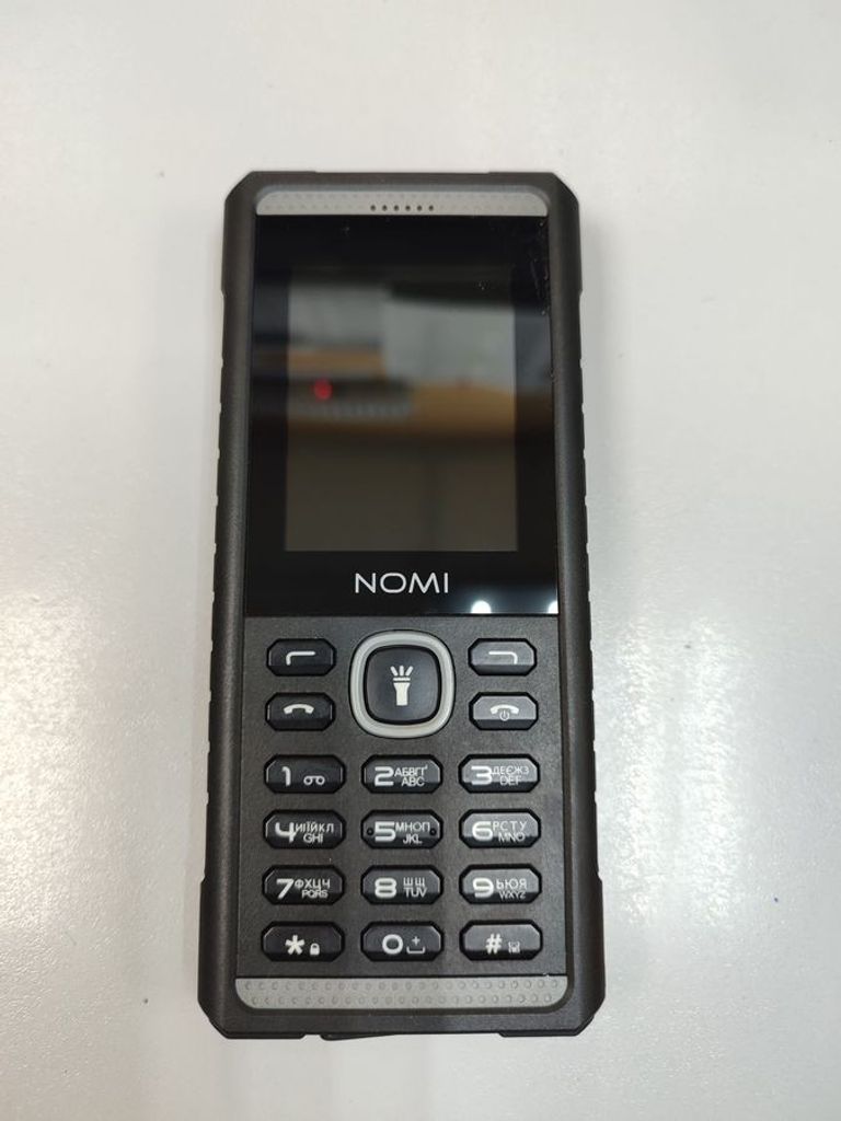 Купить Nomi i2420 Black Б/У