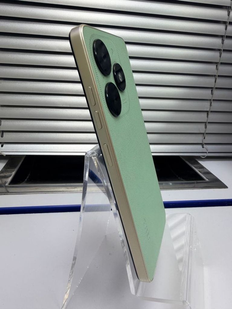 Распродажа Tecno spark go 2024 3/64gb, продавец Техноскарб