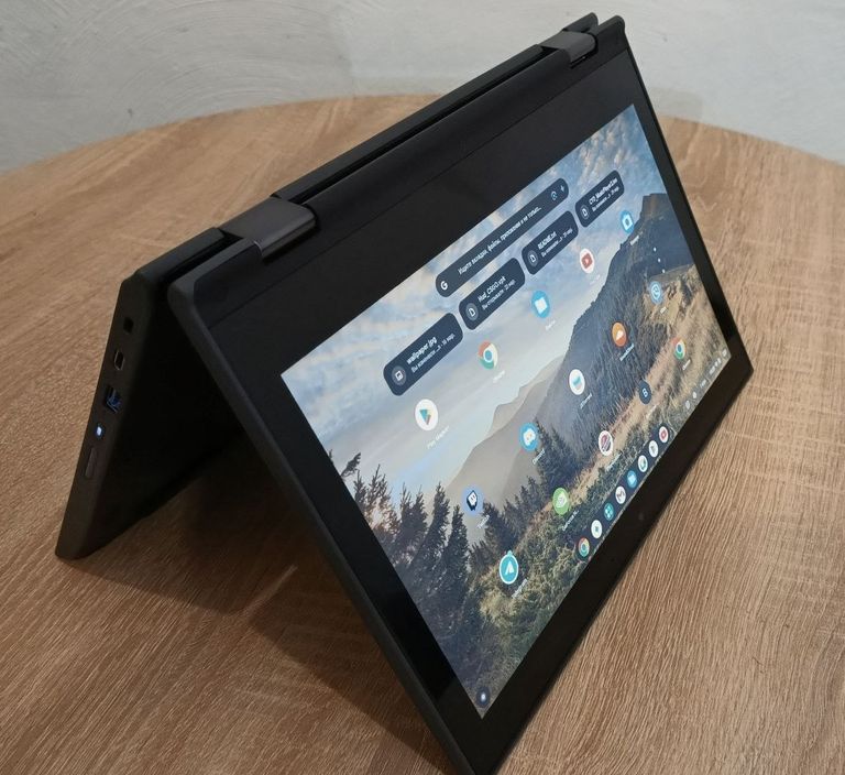 Дешиво Сенсорний Ультрабук 2в1 Lenovo 300e 2 Gen 4/64 11.6" + Play Market с ломбарда