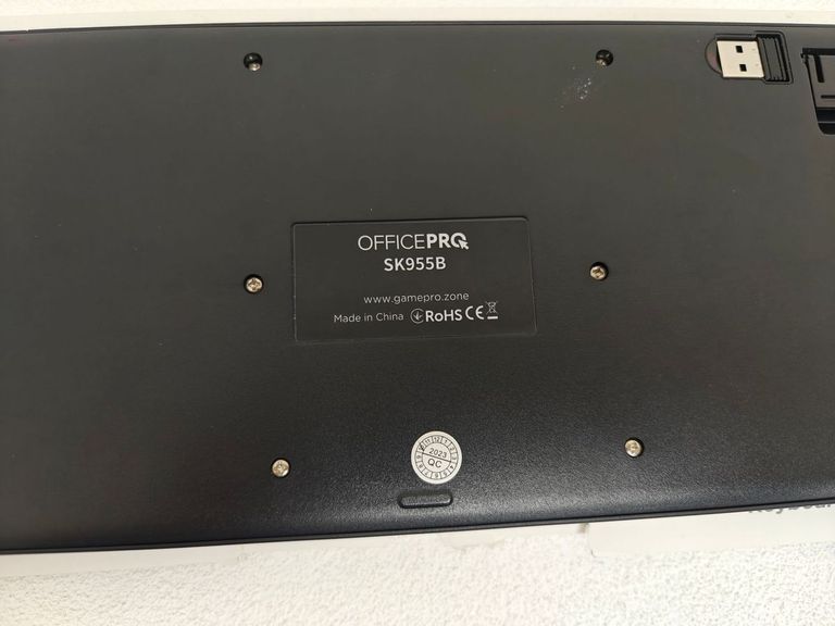 Дешиво Officepro SK955B с ломбарда