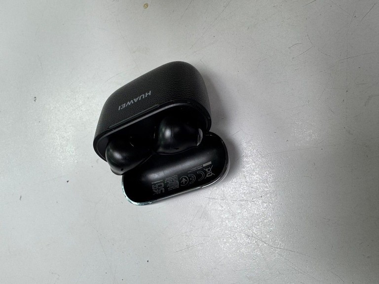 Дешиво Huawei freebuds se 2 с ломбарда