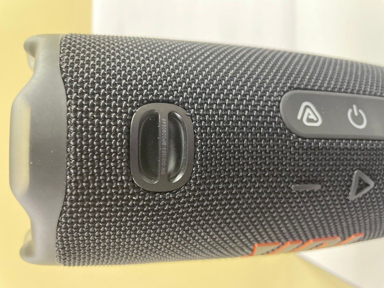 JBL Charge 6 Black Код:01-200930662. Изображение 5