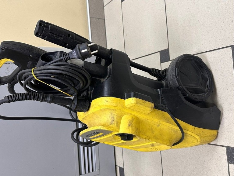 Дешиво Karcher k 4 compact с ломбарда