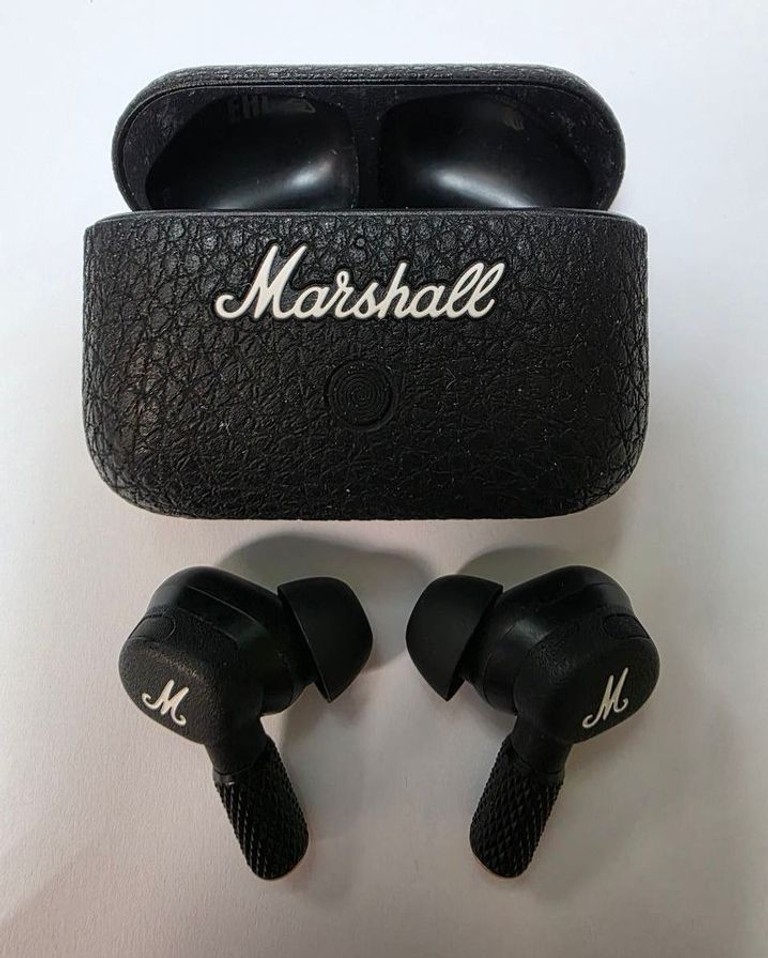 Купить Marshall motif ii a.n.c. Б/У