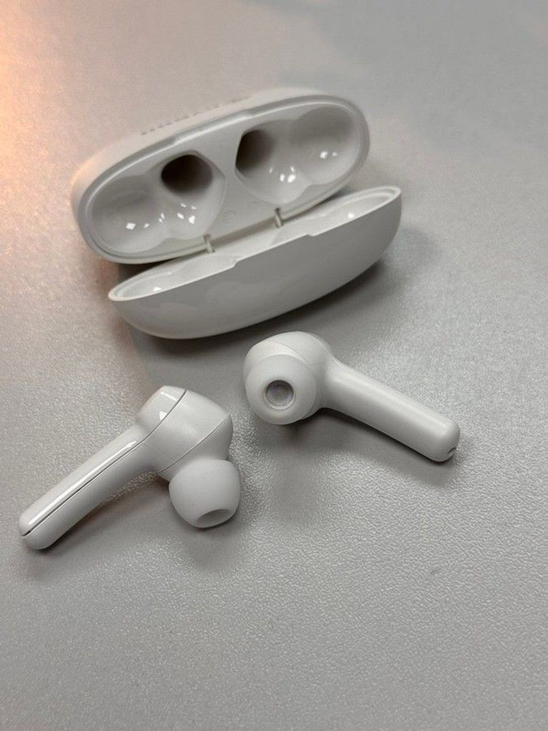 Дешево Cyboo tws earphones з ломбарду
