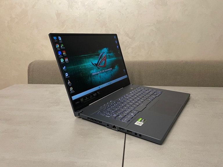 Дешево ASUS ROG Zephyrus M15 GU502LU з ломбарду