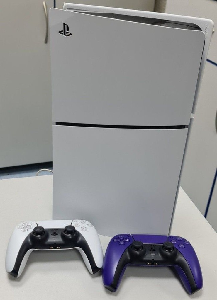 Оголошення Sony PlayStation 5 Slim Digital Edition 1TB Б/У