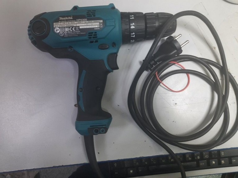 Купити Makita HP0300 Б/У