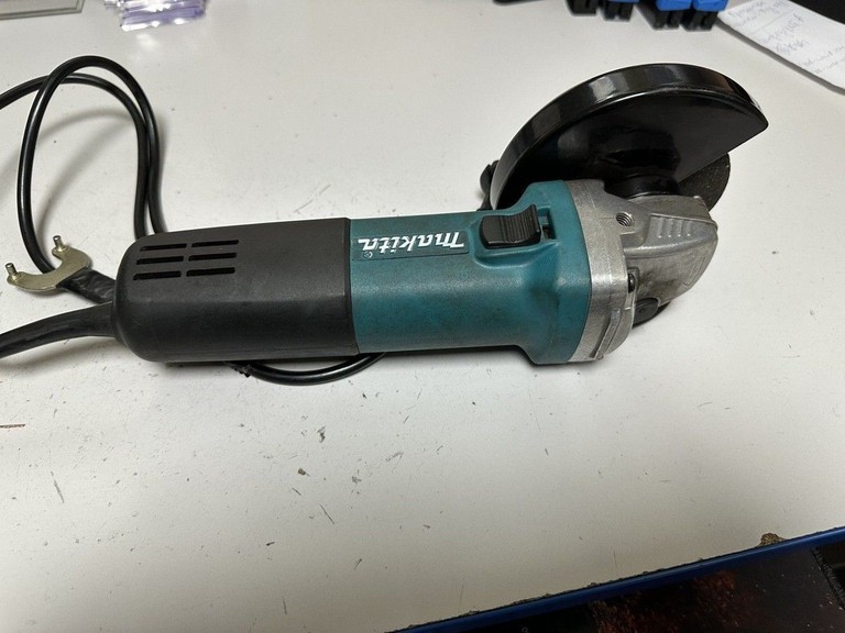 Купити Makita копія ga5030 Б/У