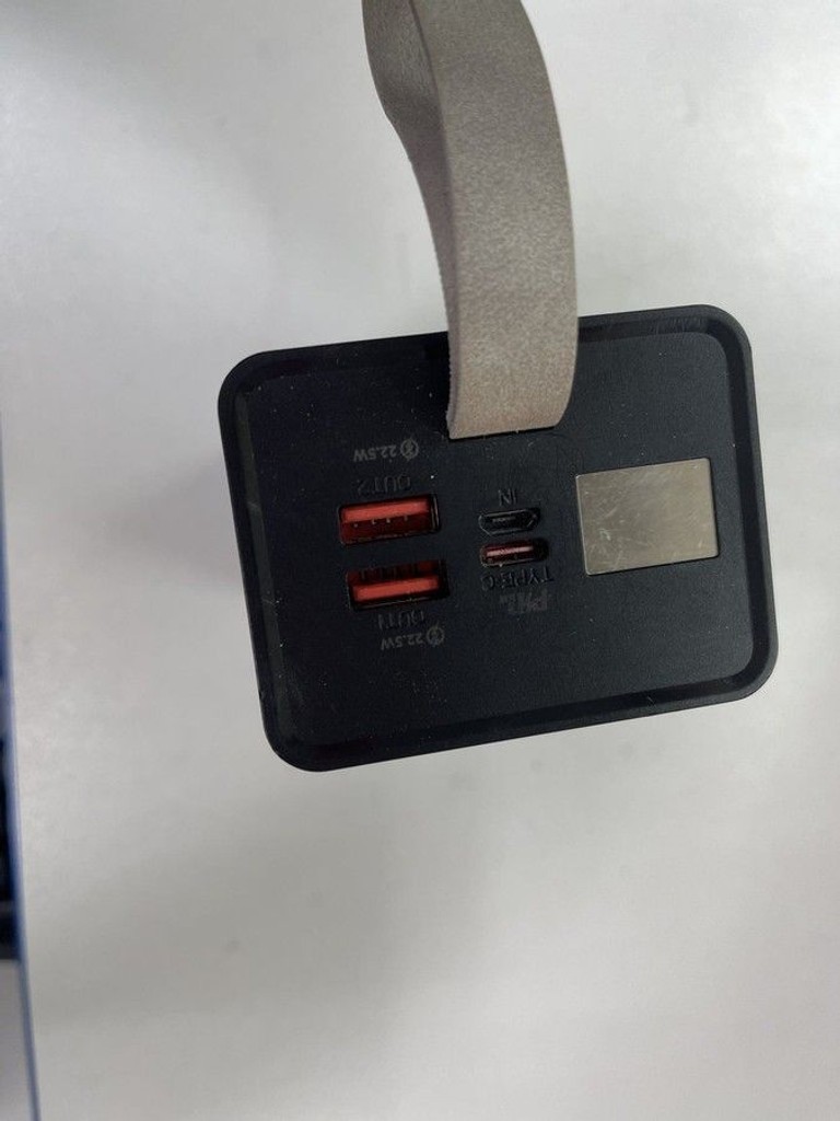 Дешиво Hoco j86 40000mah 22.5w с ломбарда