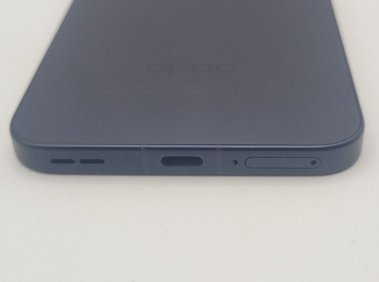 Розпродаж Oppo reno13 5g 12/256gb, продавець Техноскарб