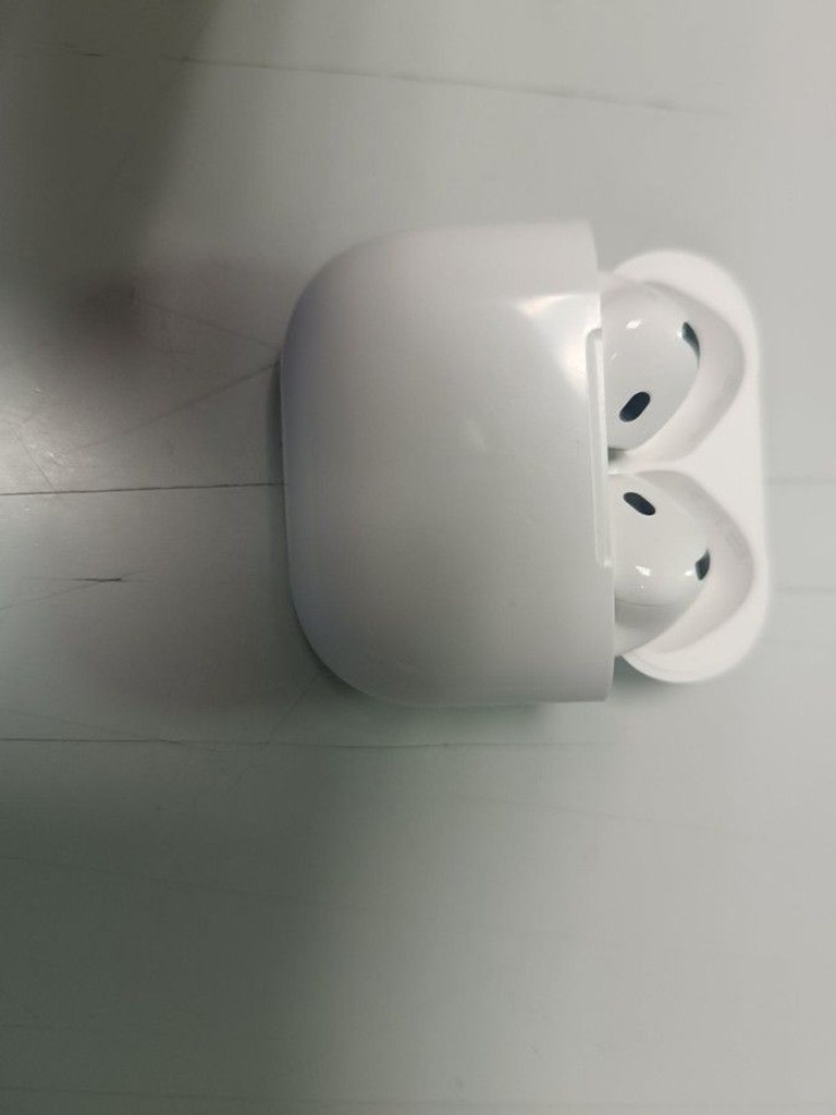 Оголошення Apple airpods 4 with active noise cancellation Б/У