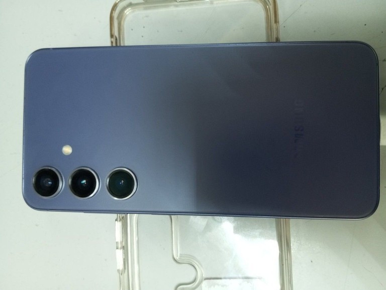 Дешево Samsung galaxy s24 8/256gb з ломбарду
