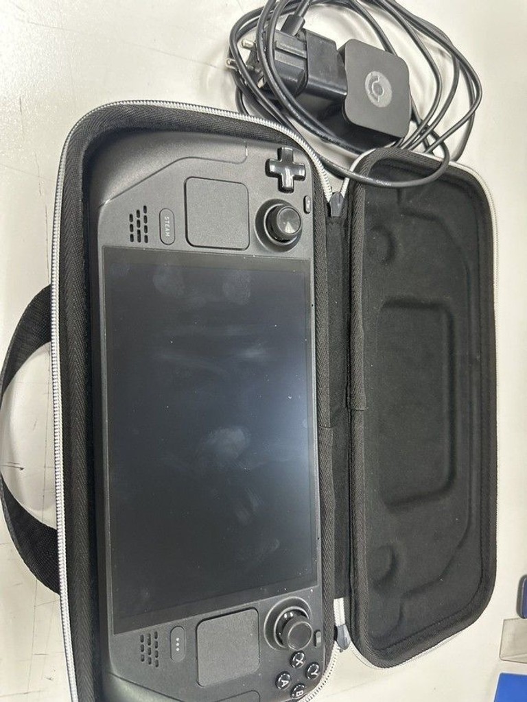 Дешиво Valve Steam Deck OLED 512 GB с ломбарда