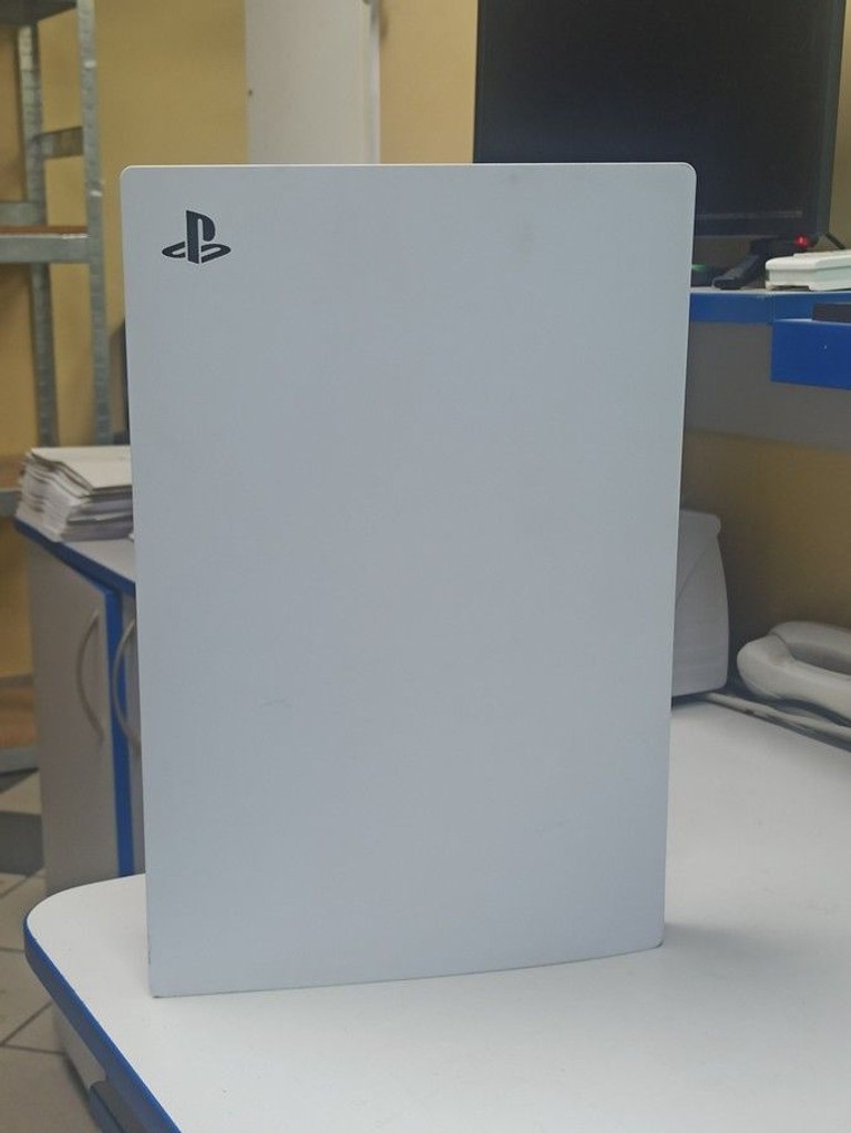 Дешиво Sony PlayStation 5 Digital Edition 825GB с ломбарда