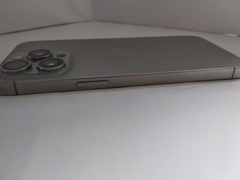 Apple iphone 15 pro max 256gb Код:01-201020710. Изображение 8