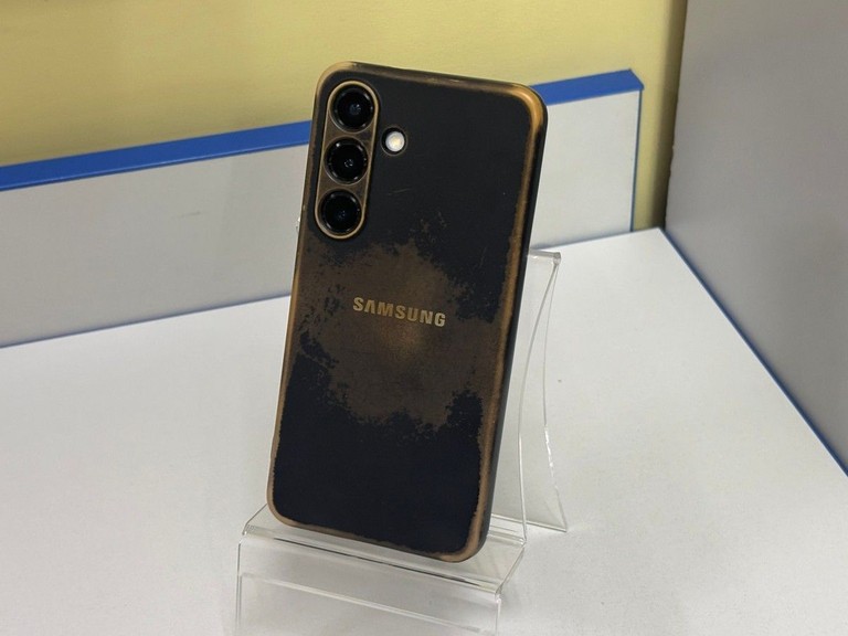 Распродажа Samsung galaxy s25 12/512gb, продавец Техноскарб
