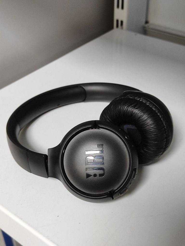 Купити Jbl tune 500bt Б/У