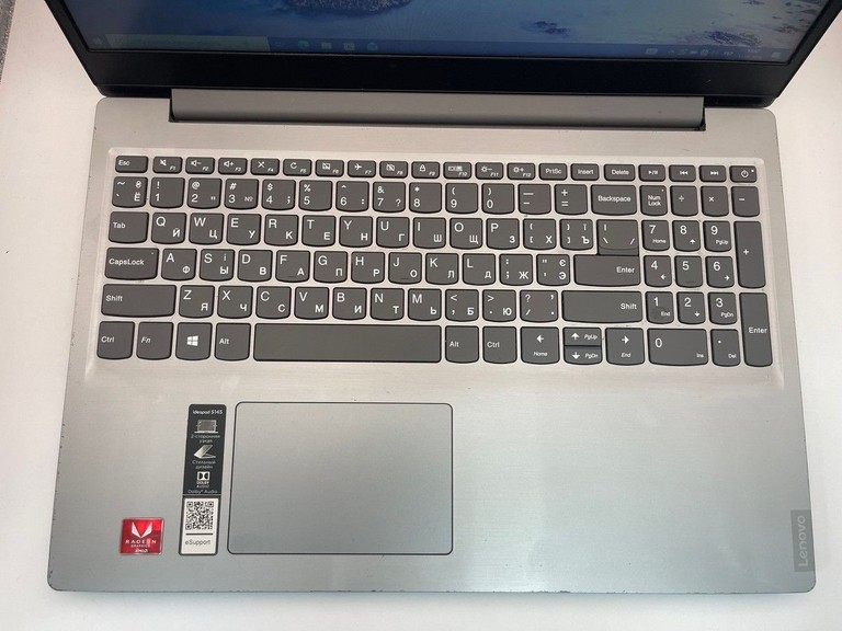 Оголошення Lenovo 15/ryzen 3 3200u ddr4/8gb ddr4/hdd *відсутній/ssd 256 gb/*інтегрована Б/У
