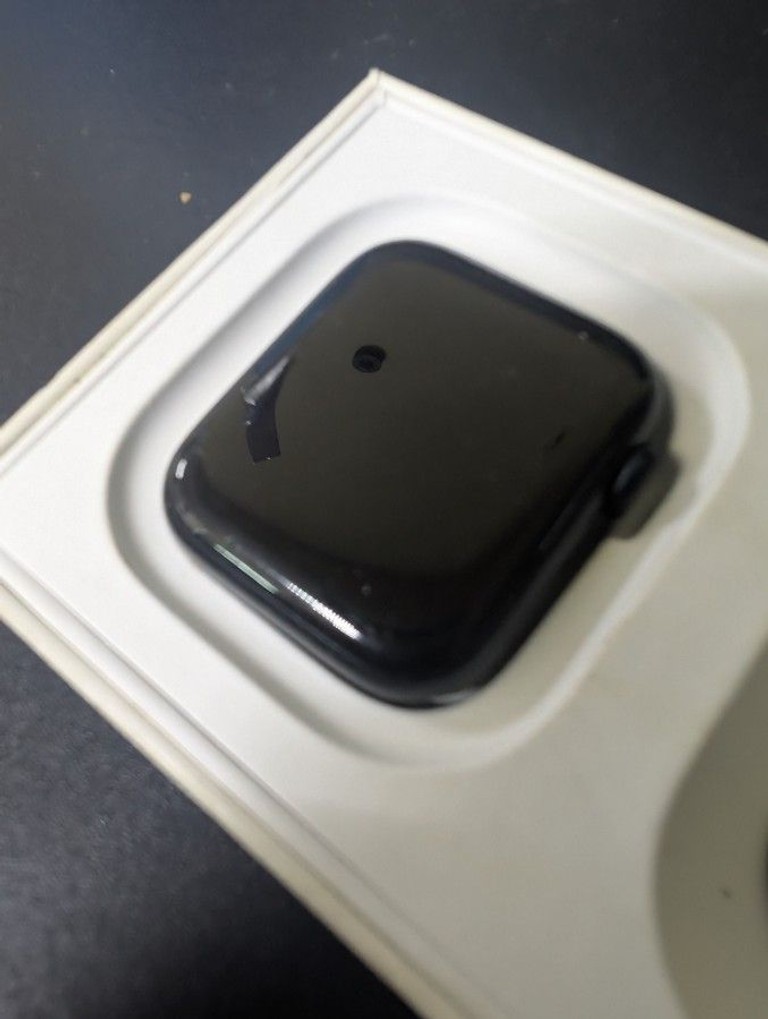 Дешиво Apple watch se 2 gps 44mm aluminium case с ломбарда