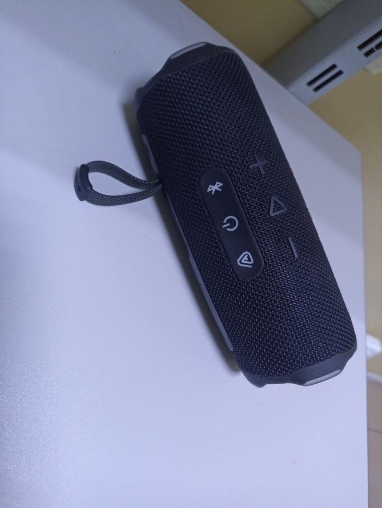 Дешево Jbl flip 7 з ломбарду