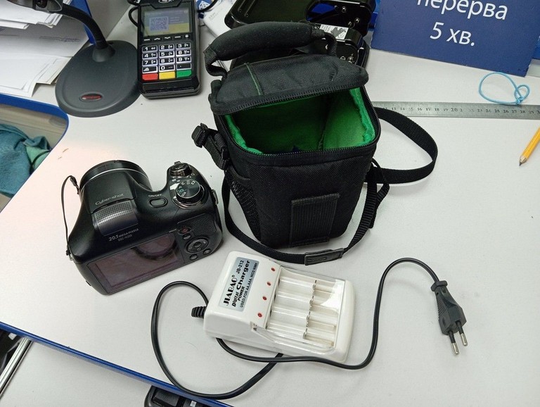 Розпродаж Sony Cyber-shot DSC-H300, продавець Техноскарб