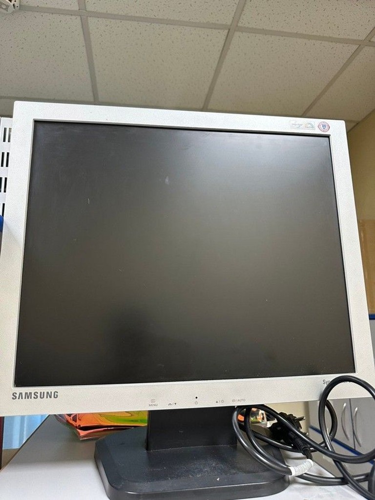 Оголошення Samsung 913v Б/У