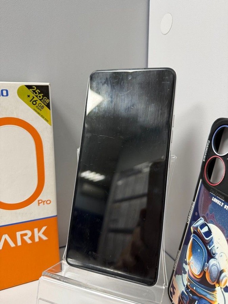 Дешево Tecno spark 10 pro 8/256gb з ломбарду