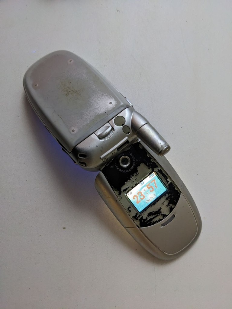 Samsung e300 Код:null. Зображення 8