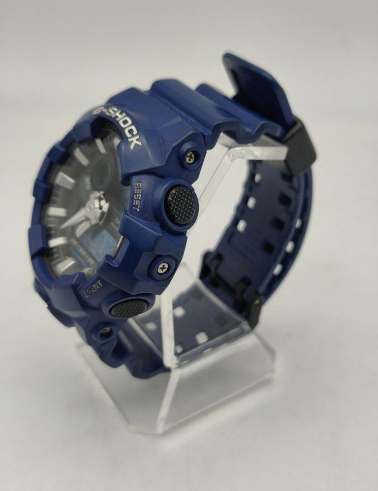 Дешиво Casio G-Shock GA-700UC-8AER с ломбарда