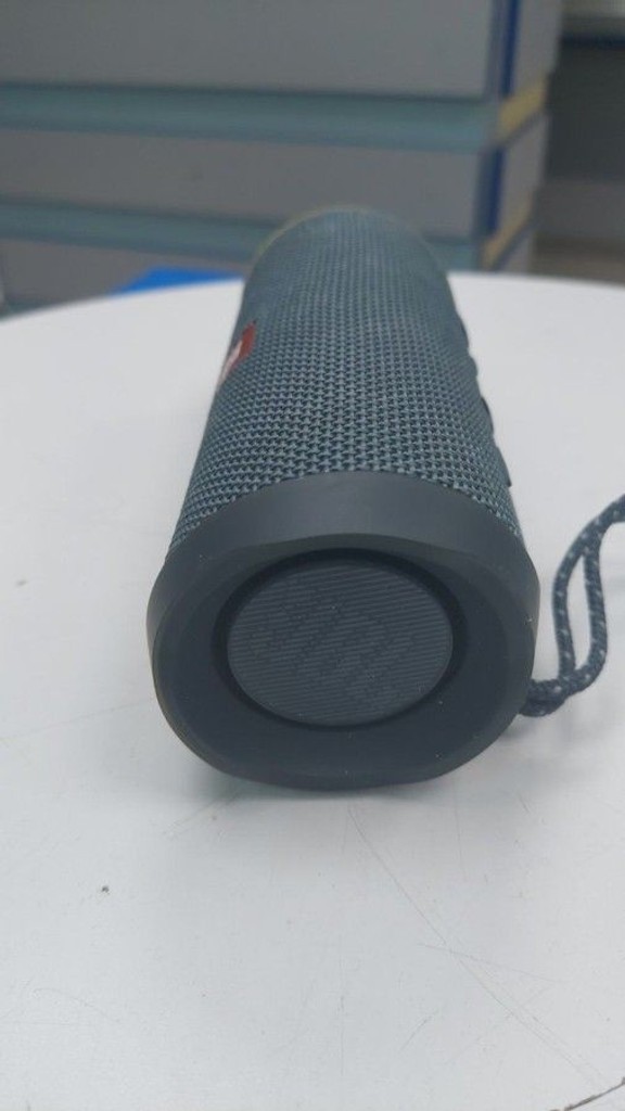 Оголошення Jbl flip essential 2 Б/У