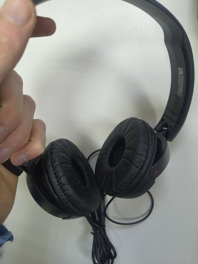 Объявление Sony mdr-zx110ap Б/У