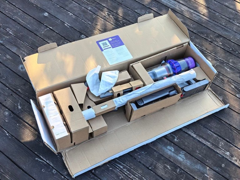 Объявление Dyson V15 Detect Fluffy Б/У