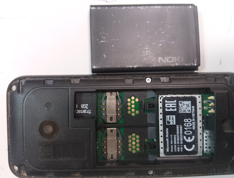 Купить Nokia 215 rm-1110 Б/У