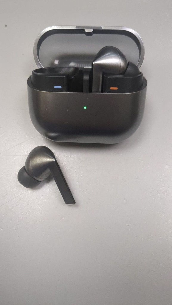 Оголошення Samsung galaxy buds3 pro Б/У