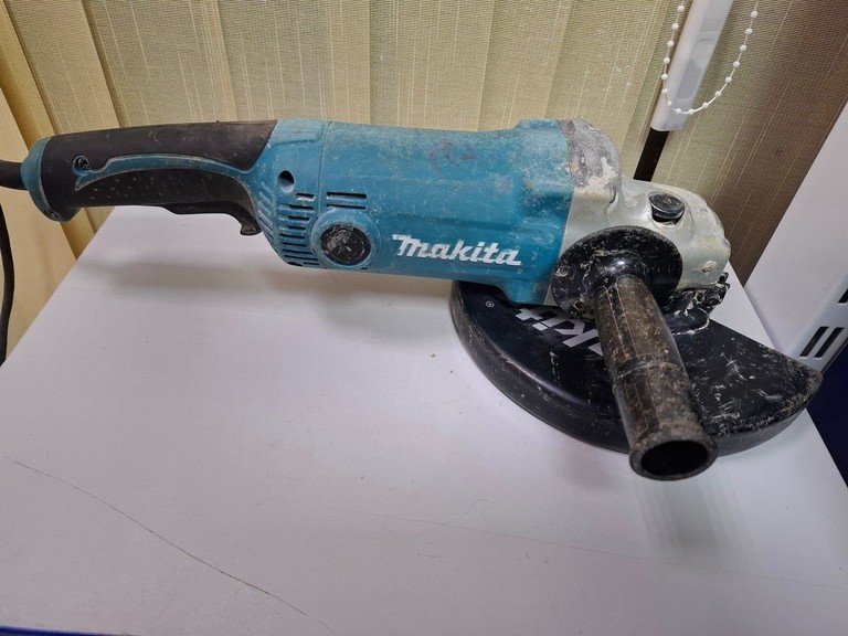 Объявление Makita GA9050 Б/У
