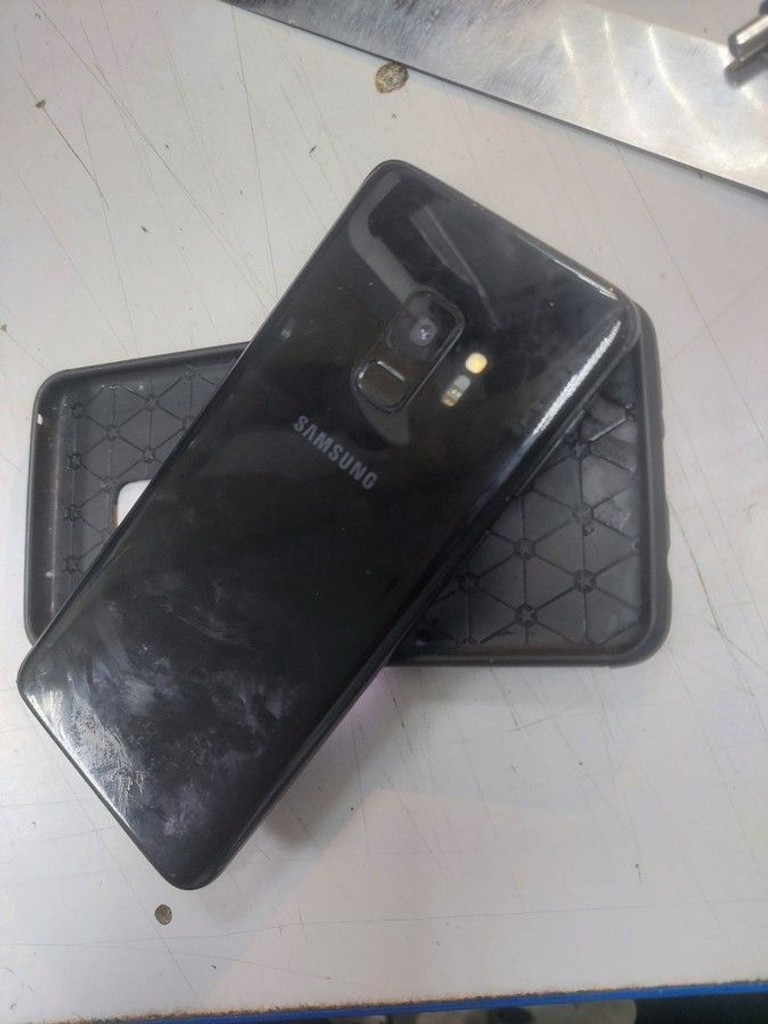 Купить Samsung galaxy s9 g960f 4/64gb Б/У
