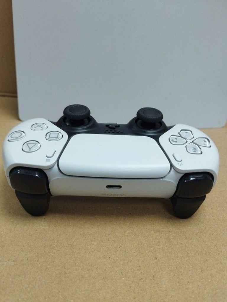 Sony ps 5 cfi-1208a 825gb Код:01-201170737. Зображення 8